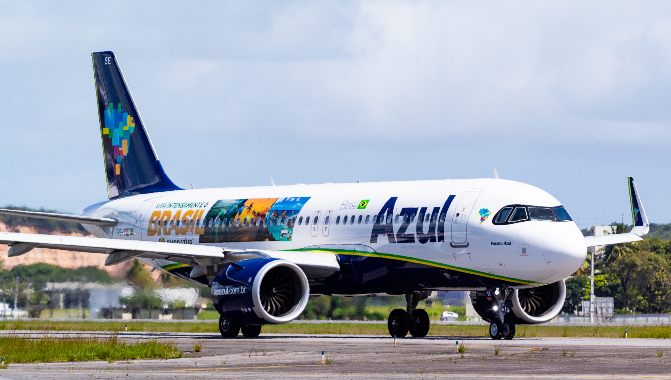 Avião Airbus A320 da Azul. Foto: Cardoso / Blogdospotter