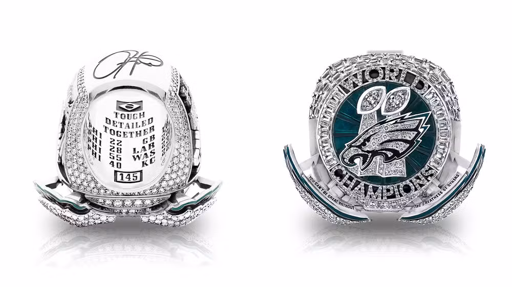 Anel de campeões do Eagles homenageia o Brasil. Foto: Divulgação/Eagles