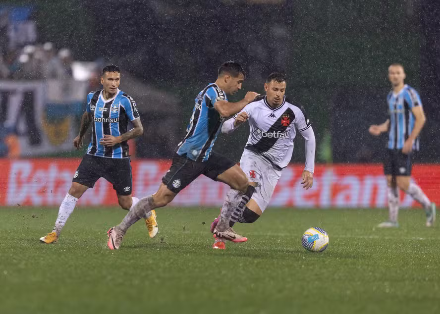 Vasco x Grêmio em partida válida pelo Brasileirão 2024. Foto: LIAMARA POLLI/GREMIO FBPA